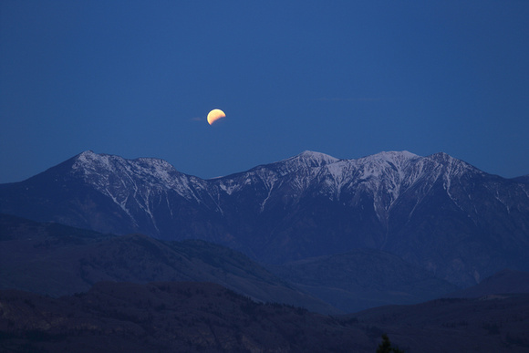 Lunar Eclipse April 4, 2015